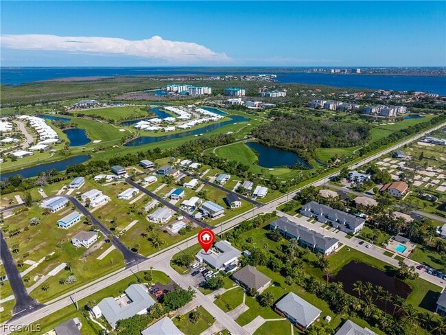 Building Photo - 16599 Davis Rd