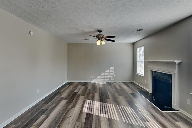 Building Photo - 3193 English Ivy Ln