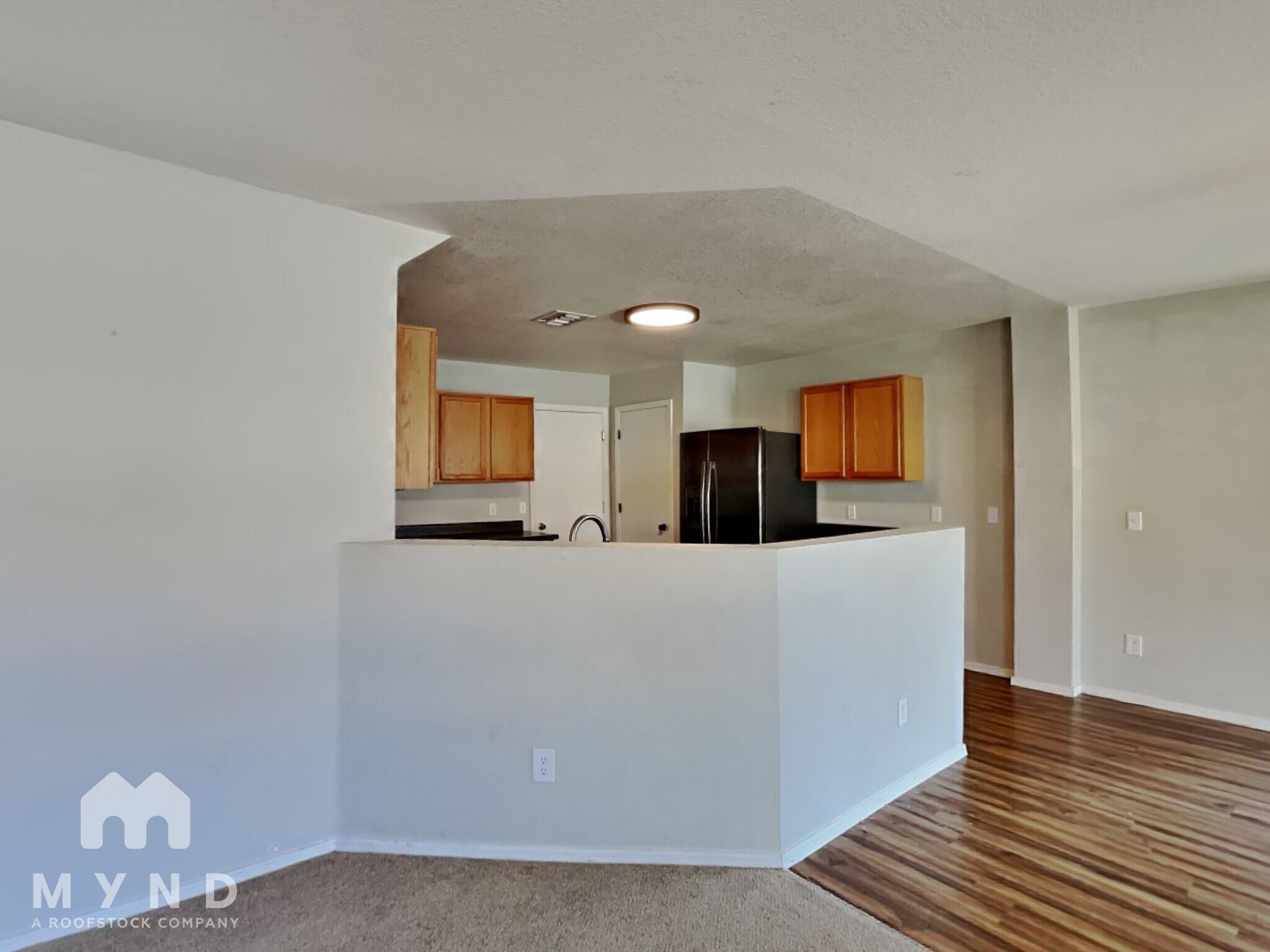 Building Photo - 5748 S Manta Ray Rd