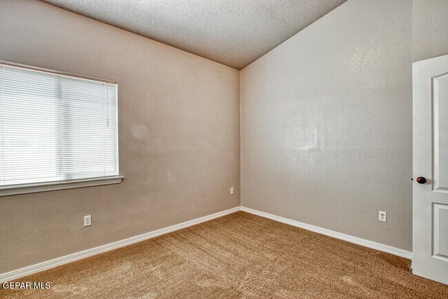 Building Photo - 12760 Tierra Alexis Dr