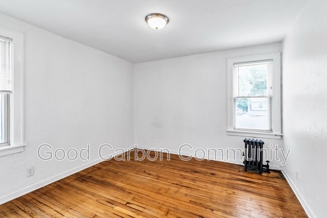Building Photo - 177 Sanders Rd