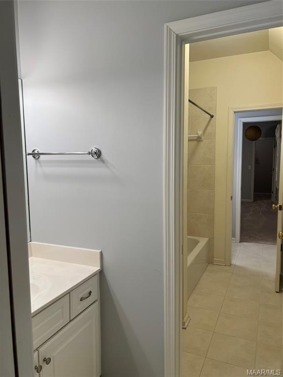 Building Photo - 2230 Wyndgate Dr