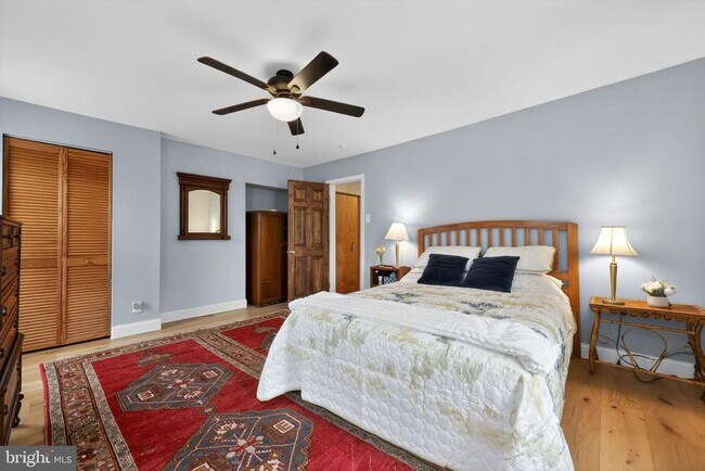 Building Photo - 2100 E Dauphin St