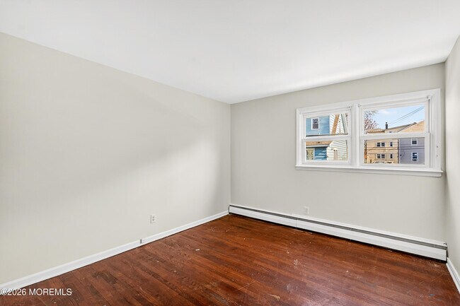 Building Photo - 217 Orange Ave