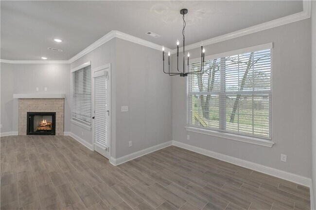 Building Photo - 292 Township Dr