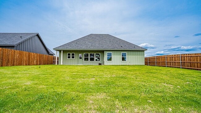 Building Photo - 2036 Salina Cir