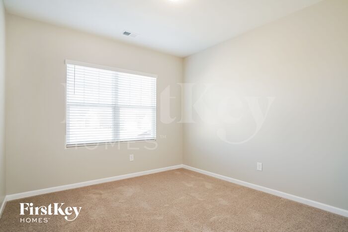 Building Photo - 56 Cottontail Ln