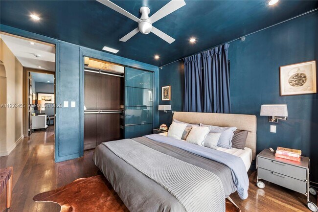 Building Photo - 738 NE 72nd Terrace