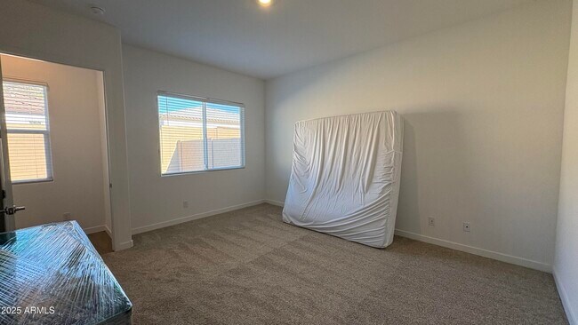 Building Photo - 3240 W Peak View Rd