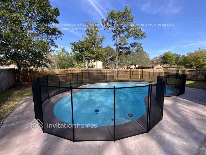 Building Photo - 4084 Briar Forest Rd E