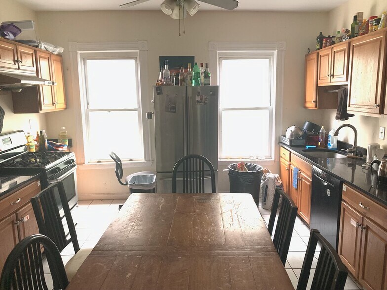 Primary Photo - 1 Sachem St