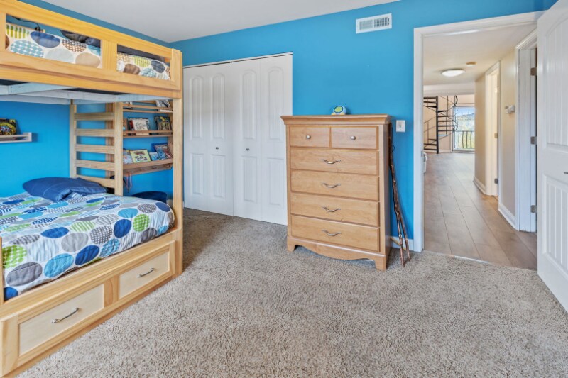 Building Photo - 16719 Paxton Ave