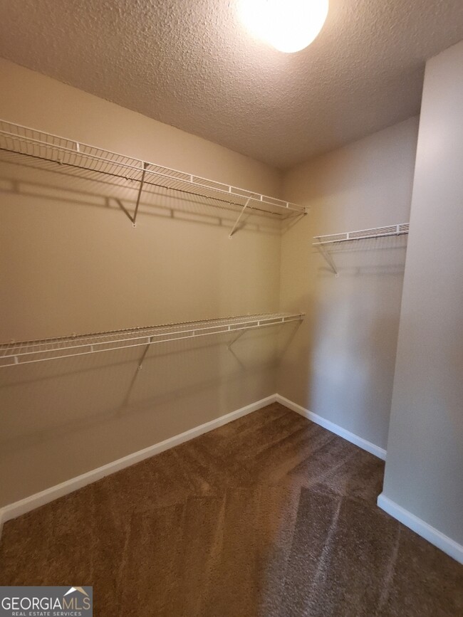 Building Photo - 1744 Fielding Way