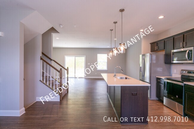 Building Photo - Arden Farms - 2BD Townhome