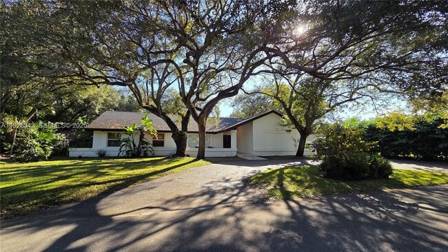 Building Photo - 7400 SW 166th St