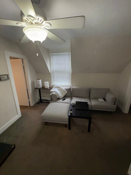 Building Photo - 9 Intervale St