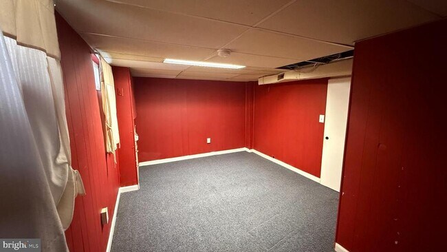 Building Photo - 470 Connecticut Ave