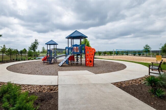 Building Photo - 208 Shugart St