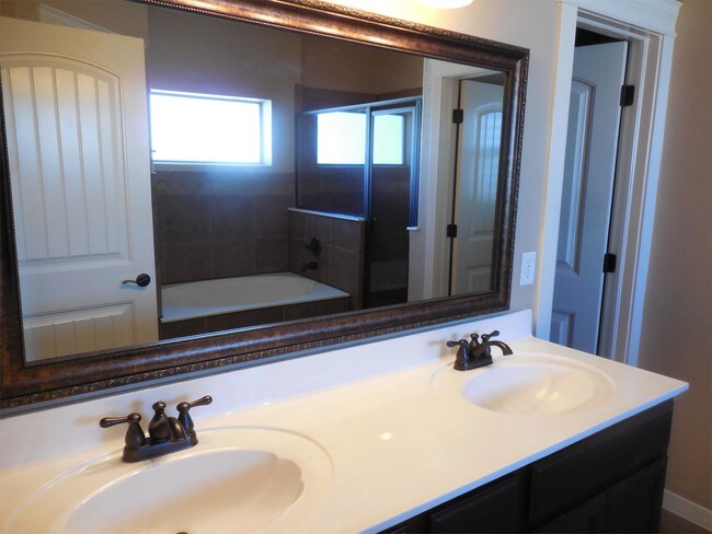Building Photo - 2893 Pasillo Rock Pl