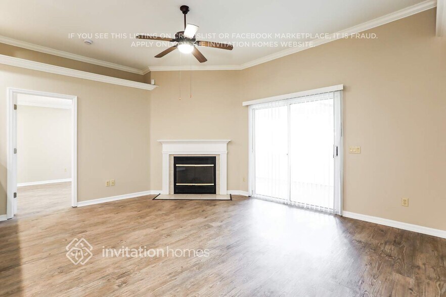 Building Photo - 901 Buttercup Dr