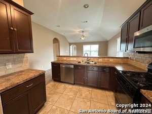 Building Photo - 3327 Candlemoon Dr