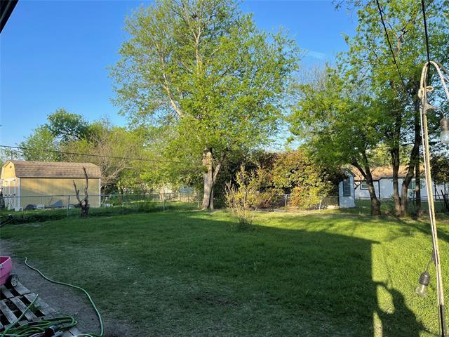 Building Photo - 712 SW Sunnybrook Dr