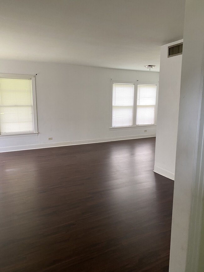 Bedroom - 419 Lincoln Dr