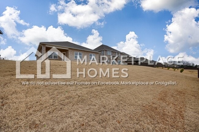 Building Photo - 129 Rose Vly Dr