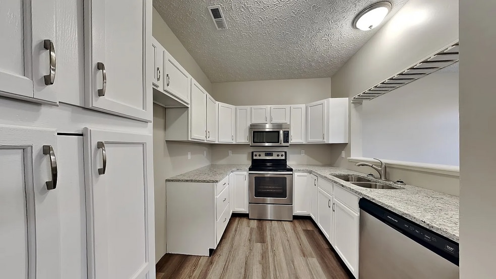 Building Photo - 4427 Nighthawk Ct