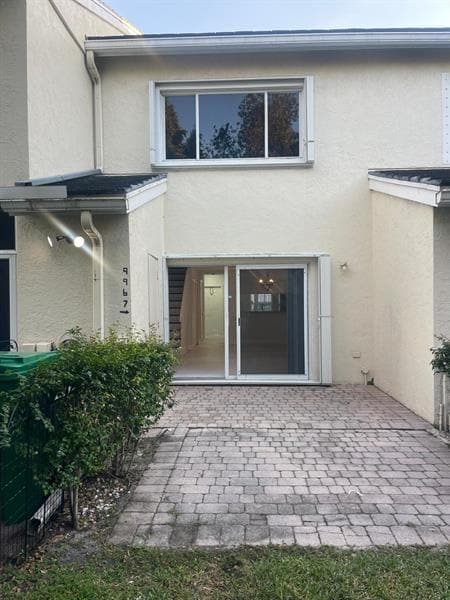 Building Photo - 9967 NW 56th Pl