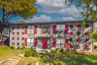 Building Photo - 1502 Peak Street