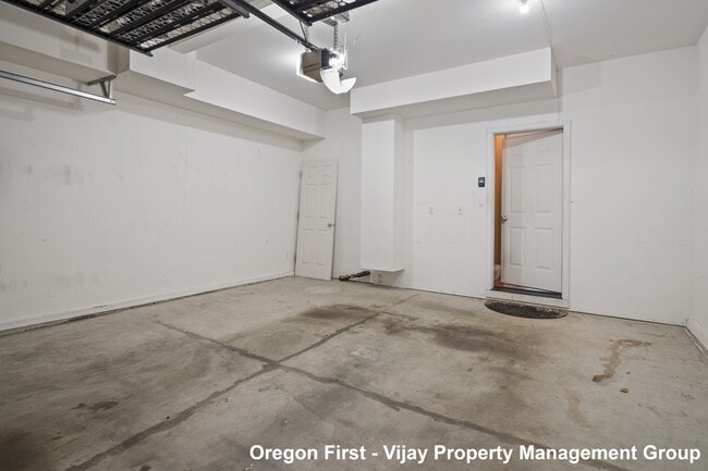 Building Photo - 17106 SW Marty Ln