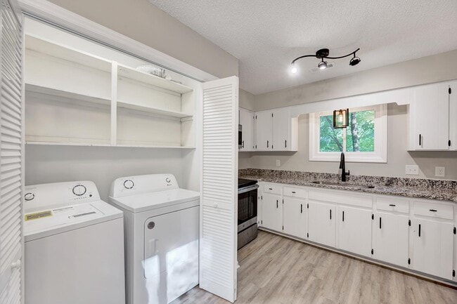 Building Photo - 4113 Arckelton Dr