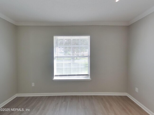 Building Photo - 3208 Ginny Lake Dr