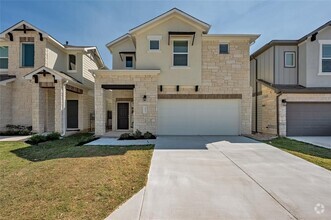 Building Photo - 10017 Dawn Pearl Dr