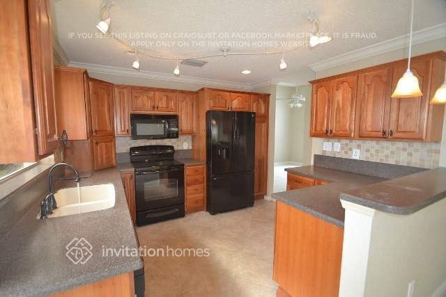 Building Photo - 7542 Bristol Bay Ln