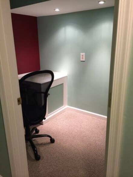 Downstairs Office - 3732 Falls Rd