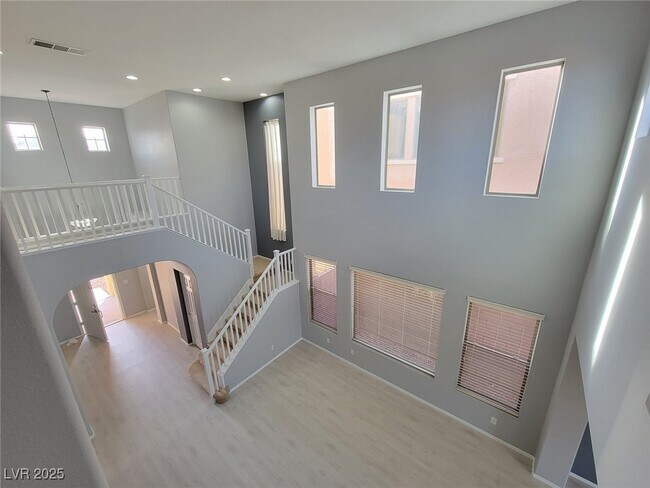 Building Photo - 10482 Calico Pines Ave