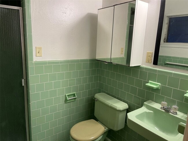 Building Photo - 5122 Jackwood St