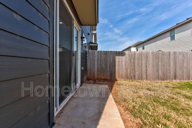 Building Photo - 8921 NW 109th Terrace