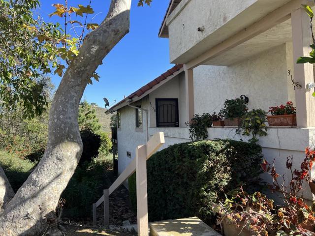 Building Photo - 3158 Avenida Topanga