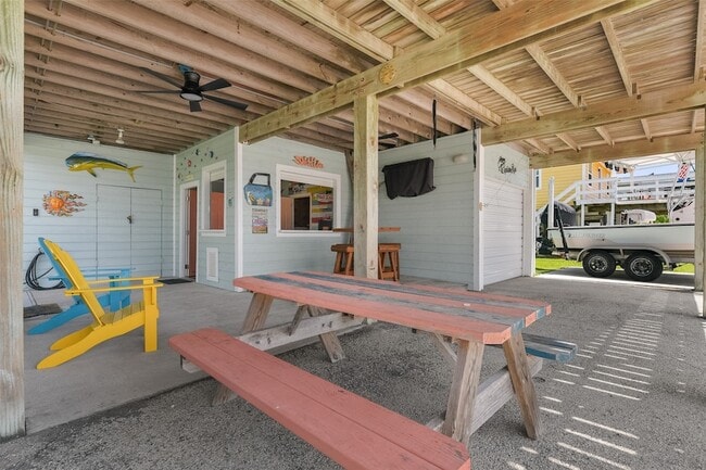 Building Photo - 4135 Fort Bend Dr