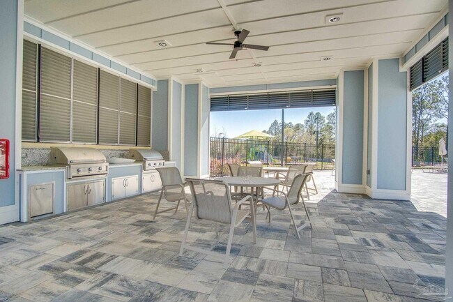 Building Photo - 8130 Fir Tree Dr