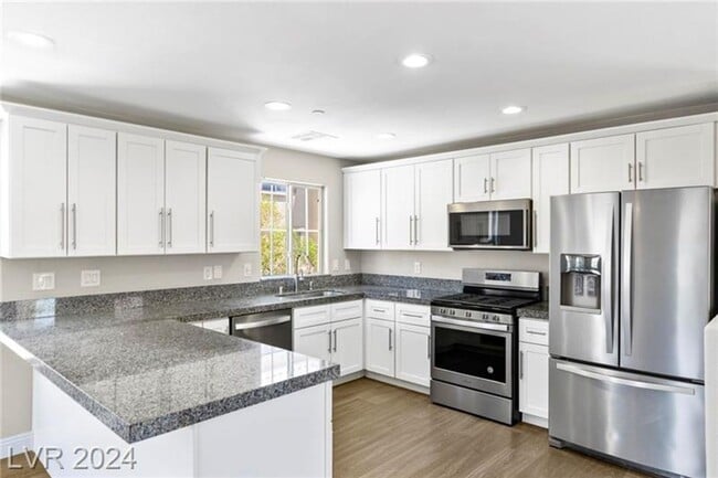 Building Photo - Completely Upgraded 3BD/2.5BA Home in Centennial Hills | Available 8/1
