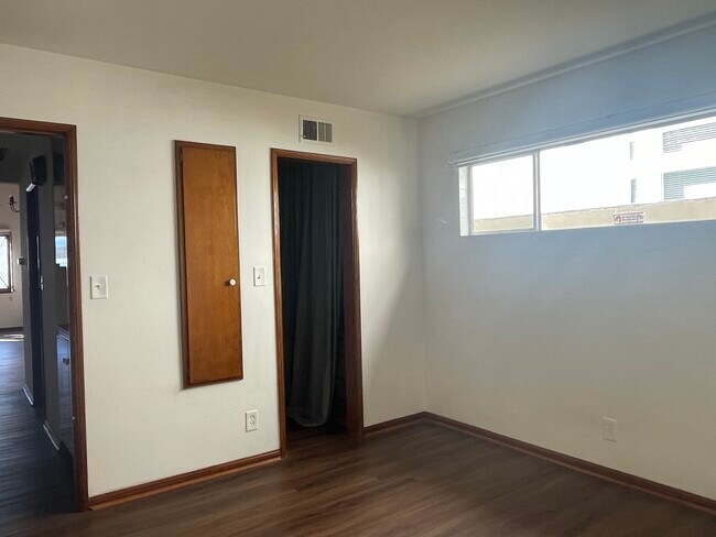 Bedroom - 210 Apolena Ave