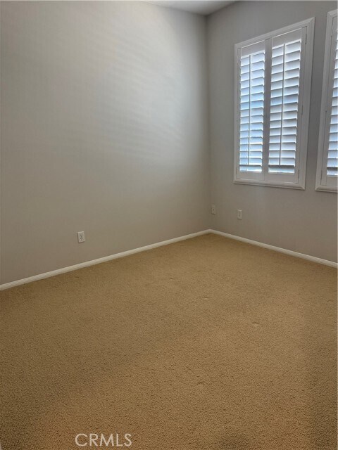 Building Photo - 16252 Fieldcrest Ct