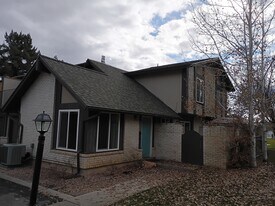 Building Photo - 3477 Brookside Dr