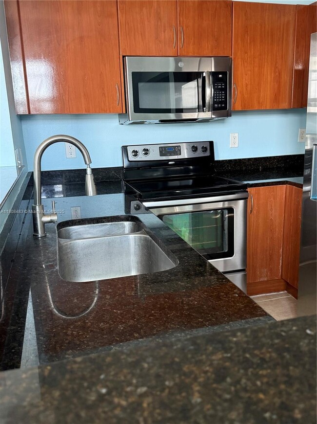 Building Photo - 236 Moorings Dr