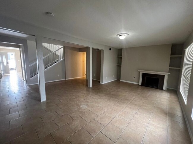 Building Photo - 781 Country Pl Dr