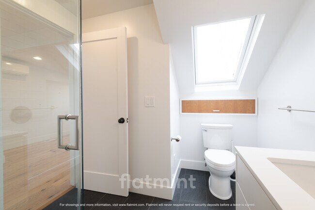 Building Photo - 2315 N 56th St